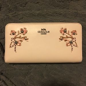 NWT - COACH Wallet